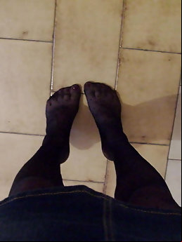 Julia Cool FOOTJOB