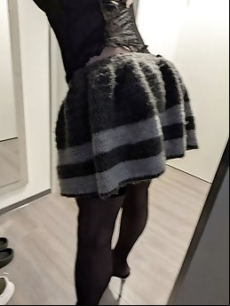 Free photos of the beautiful Toni-Jezabel.