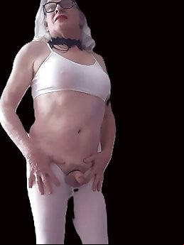 Barbara Whites curvaceous figure - January 27, 2025